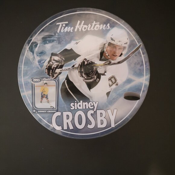2009 Tim Horton's Sidney Crosby 100 Piece Puzzle in a Round Cookie Tin Can - Picture 1 of 5